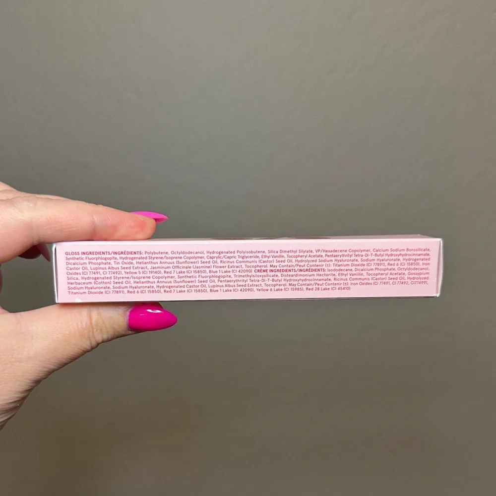 ONE/SIZE- NEW! Dual-Ended Lip Gloss & Balm in Red